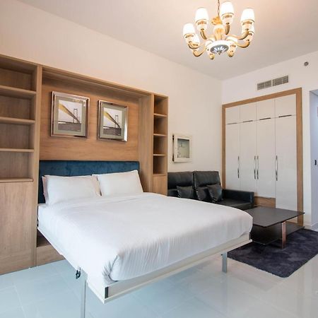 Furnished Studio, Close To All Amenties! - Resortz 11 Dubai Eksteriør billede