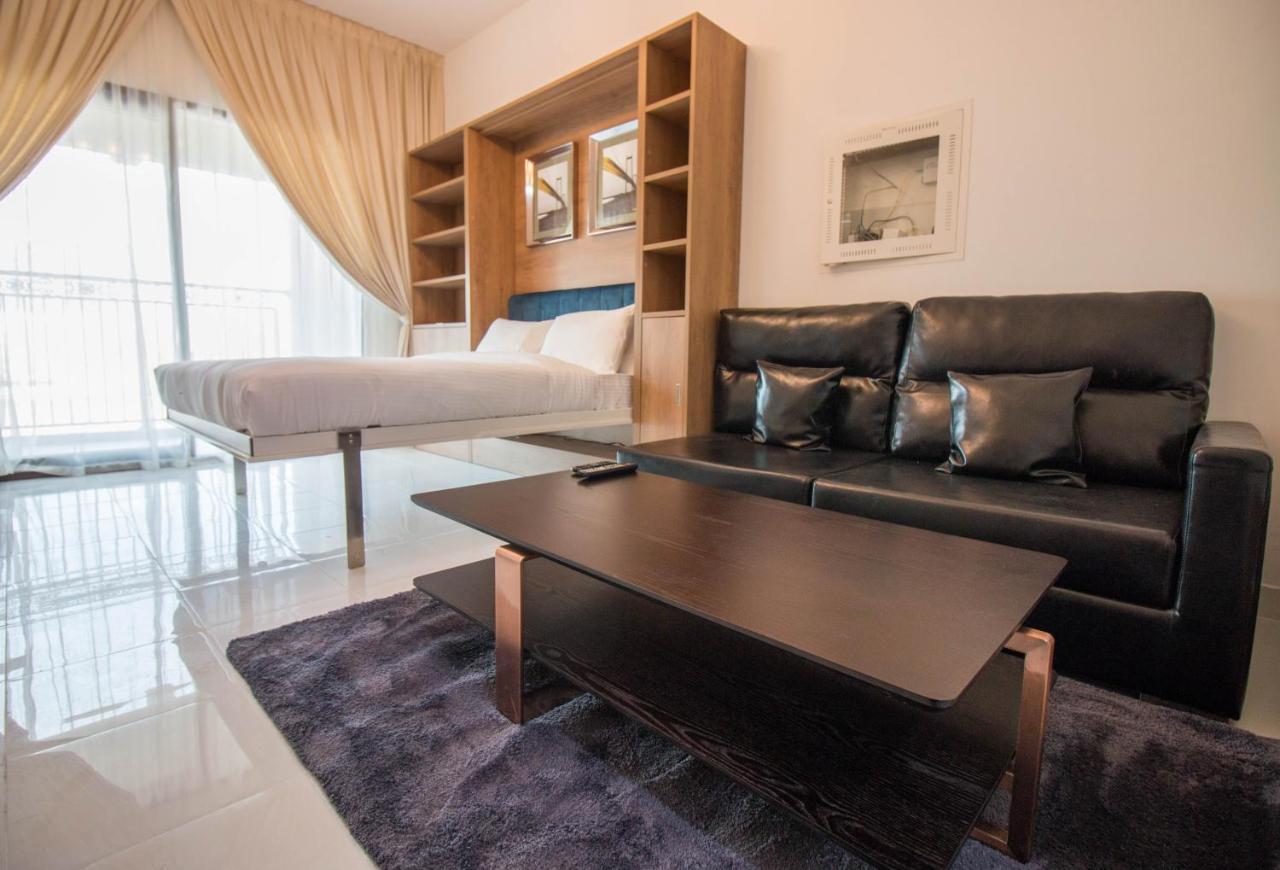 Furnished Studio, Close To All Amenties! - Resortz 11 Dubai Eksteriør billede