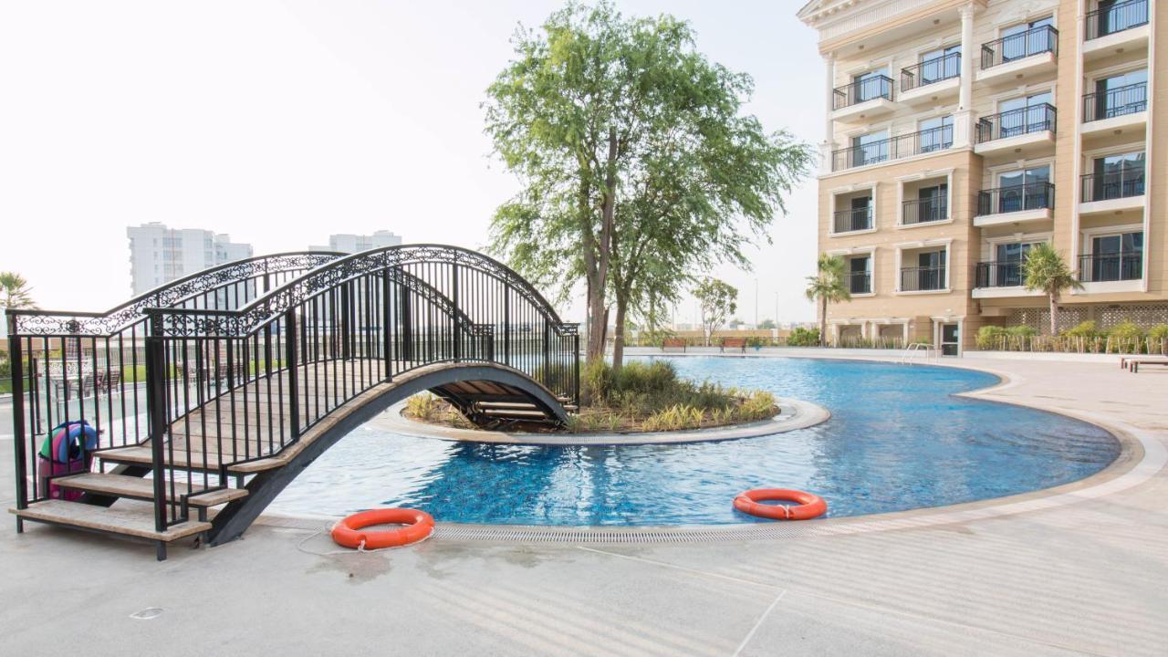 Furnished Studio, Close To All Amenties! - Resortz 11 Dubai Eksteriør billede