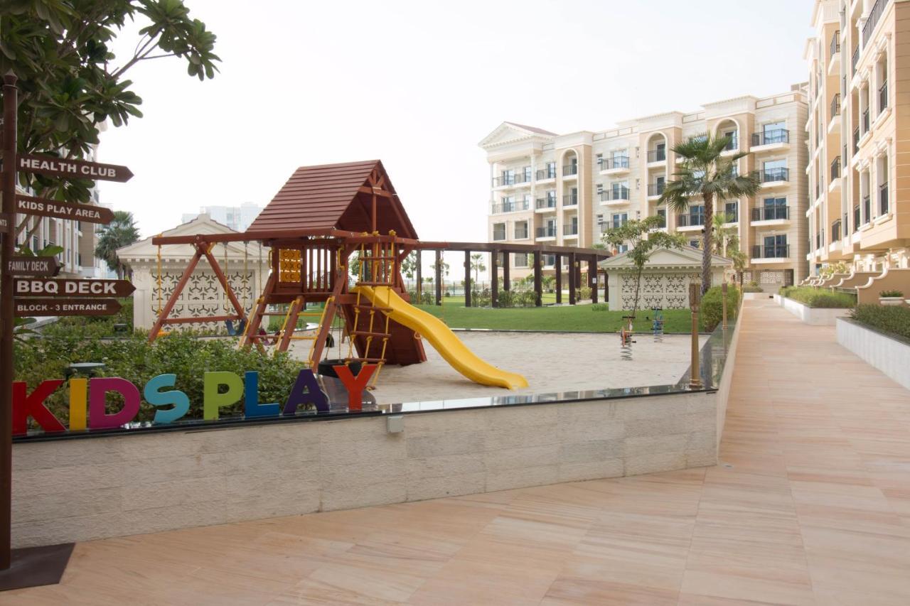 Furnished Studio, Close To All Amenties! - Resortz 11 Dubai Eksteriør billede