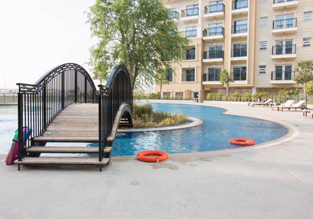 Furnished Studio, Close To All Amenties! - Resortz 11 Dubai Eksteriør billede
